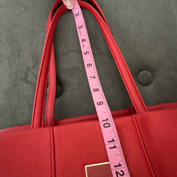 Isaac Mizrahi Red Bag with gold accents - Picture 13 of 16